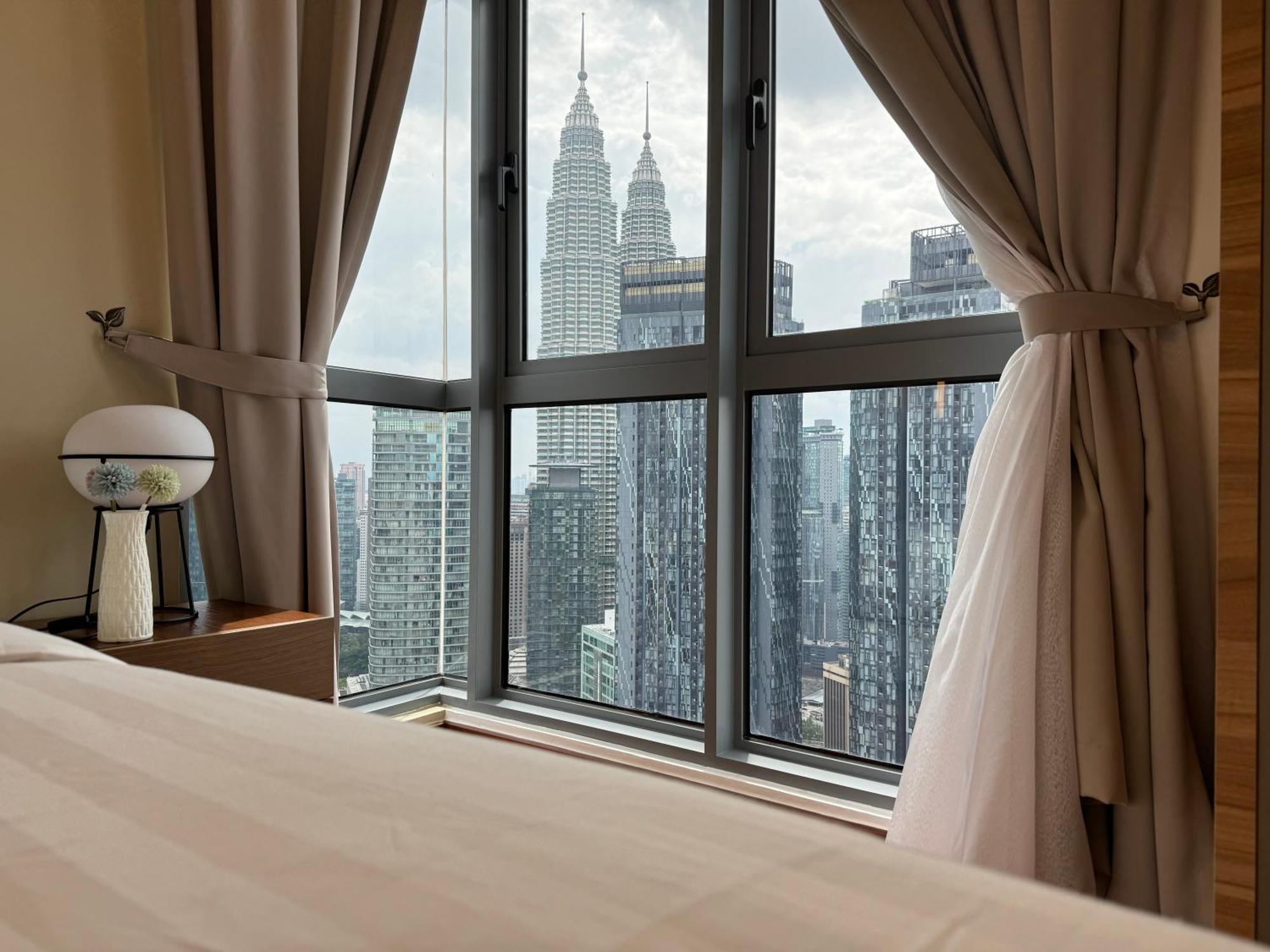 Royce Klcc Kuala Lumpur City Centre By Dormeo Destinations Exterior foto