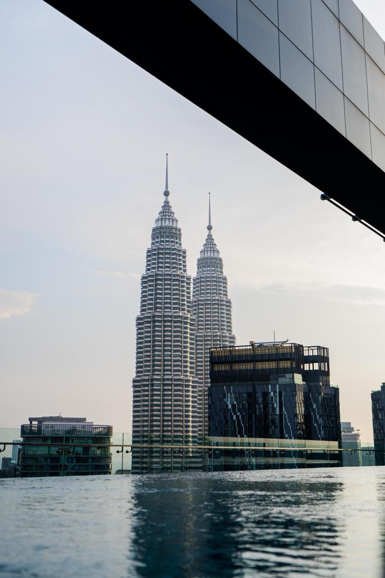 Royce Klcc Kuala Lumpur City Centre By Dormeo Destinations Exterior foto