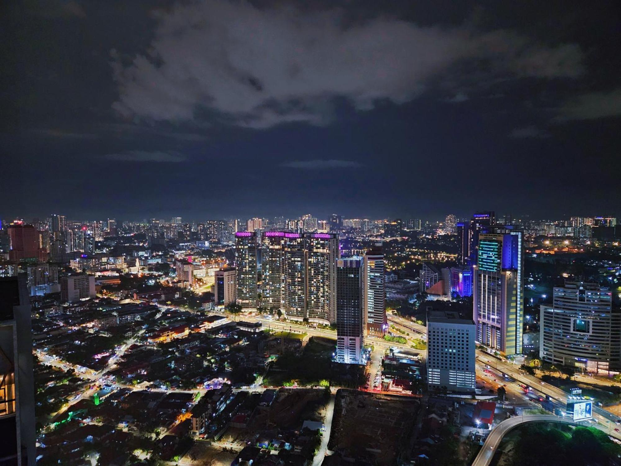 Royce Klcc Kuala Lumpur City Centre By Dormeo Destinations Exterior foto